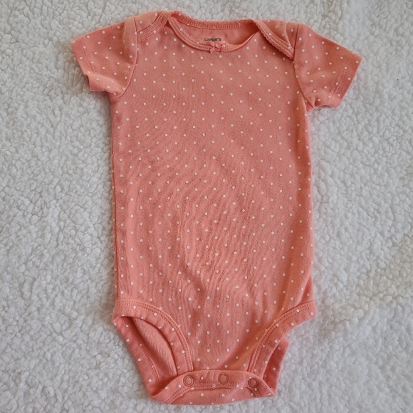 Two Carter's 9m bodysuits - Picture 5 of 6
